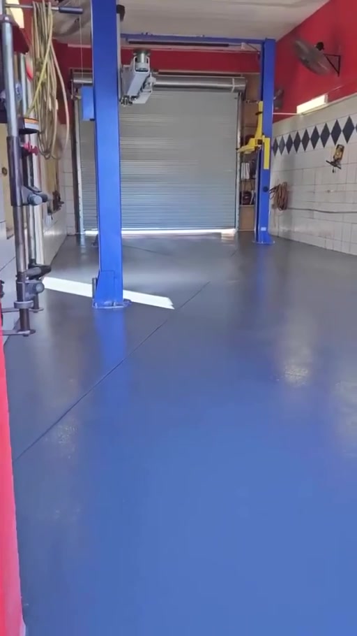 Finished workshop floor with vehicle lifts
